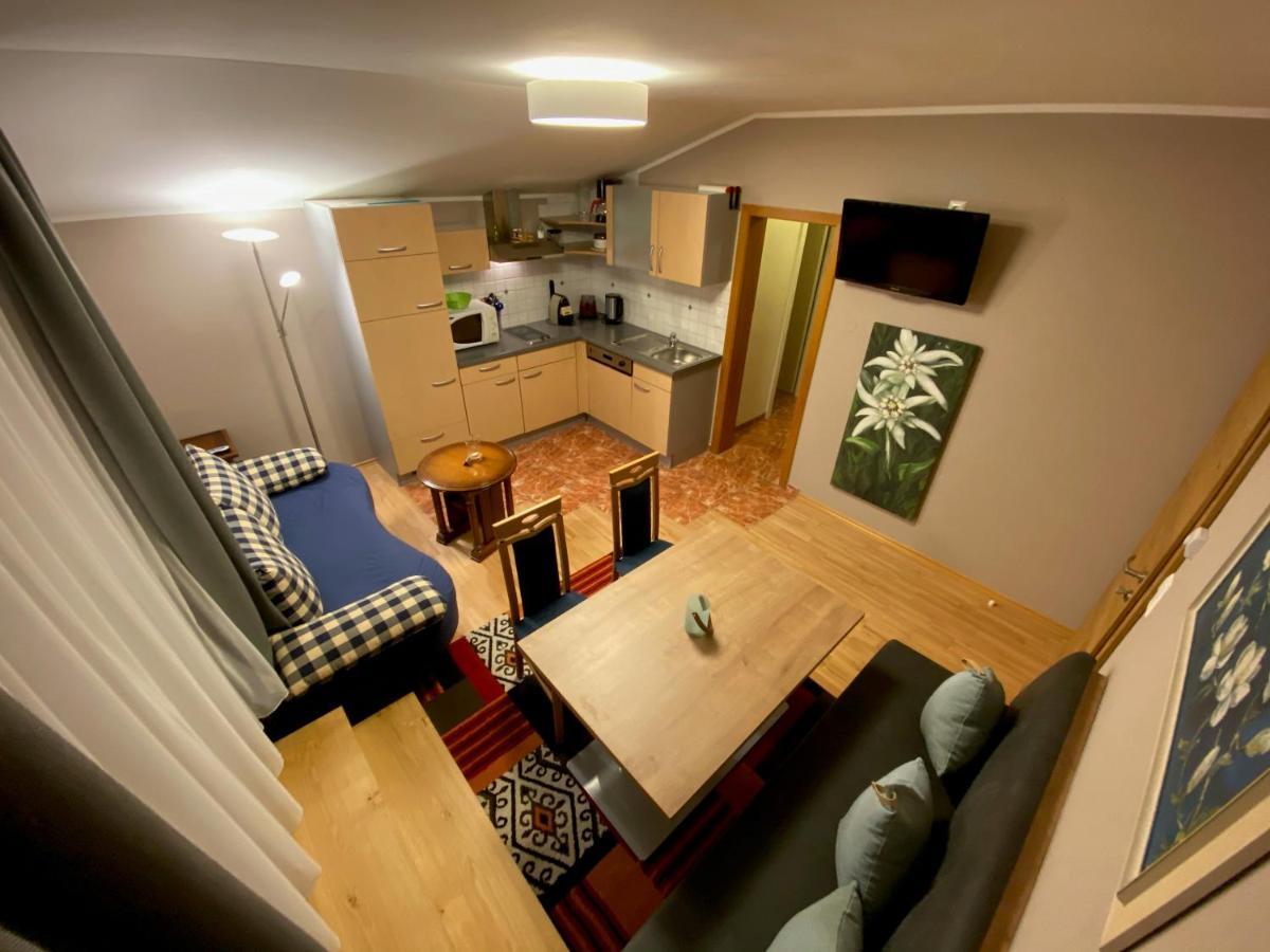Erdhaeuser Und Apartments Mit Seeblick Und Alleinlage Weissensee Exterior photo