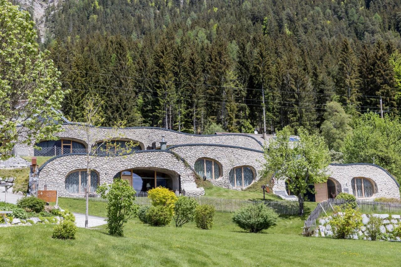 Erdhaeuser Und Apartments Mit Seeblick Und Alleinlage Weissensee Exterior photo